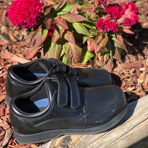 New women Dr. Scholl’s shoes non slip size 9 wide